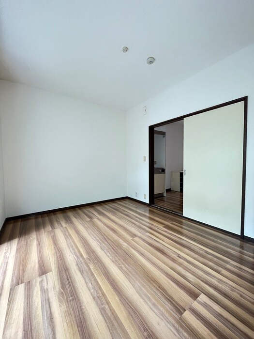 物件内観写真15　(居室)