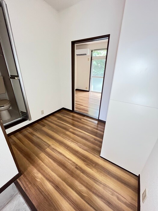 物件内観写真22　(居室)