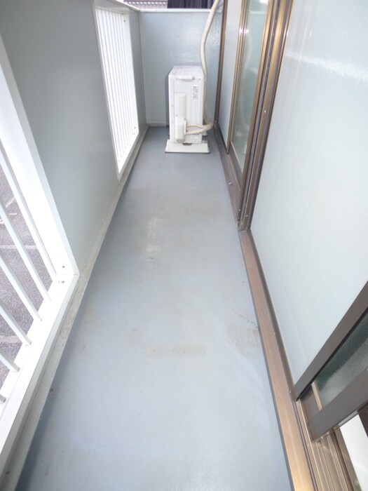 物件内観写真5　(ベランダ・バルコニー)