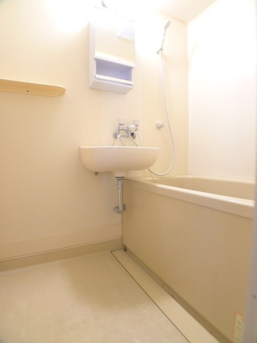 物件内観写真9　(バス／シャワールーム等)