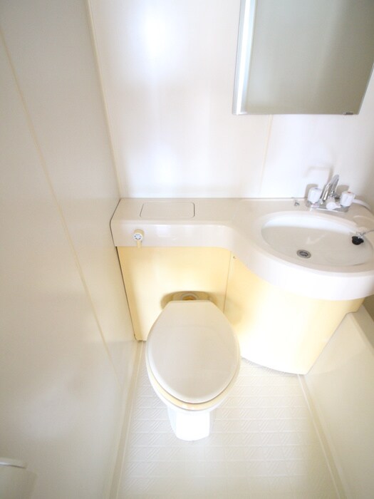 物件内観写真13　(トイレ)