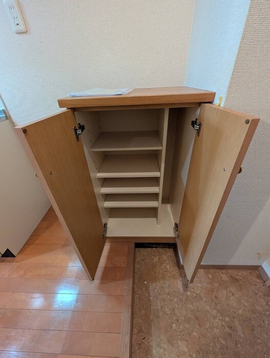 物件内観写真14　(靴箱)