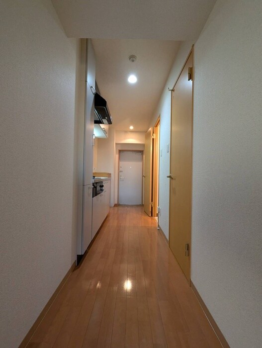 物件内観写真17　(廊下)