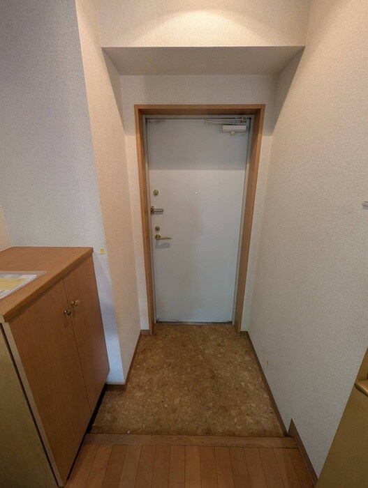 物件内観写真20　(玄関)