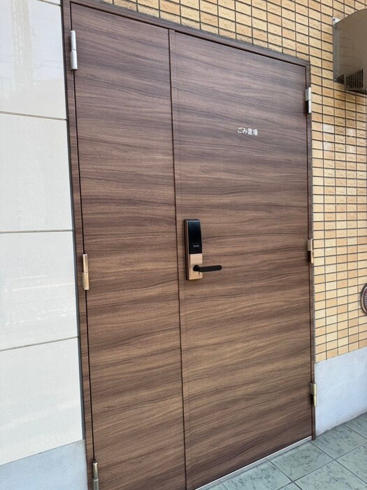 物件外観写真6　(建物設備)