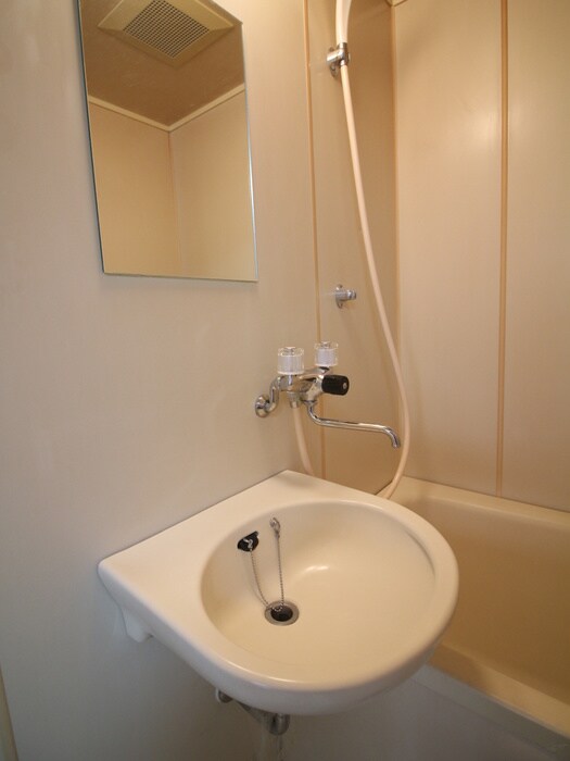 物件内観写真15　(洗面)