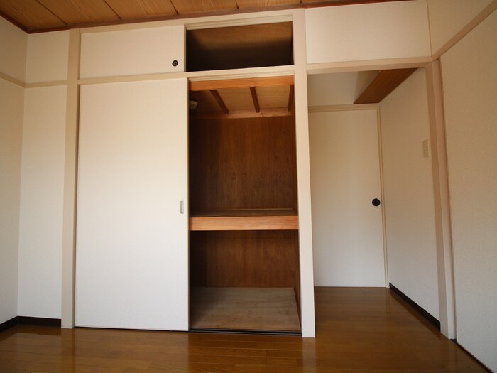 物件内観写真16　(収納)