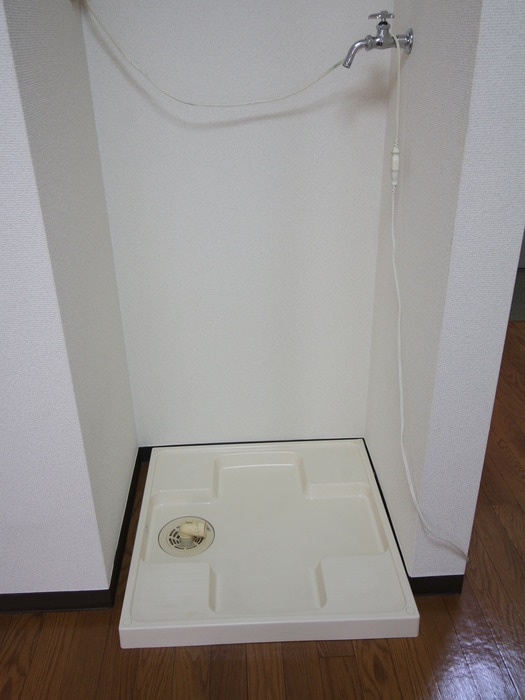 物件内観写真19　(洗濯機置場)