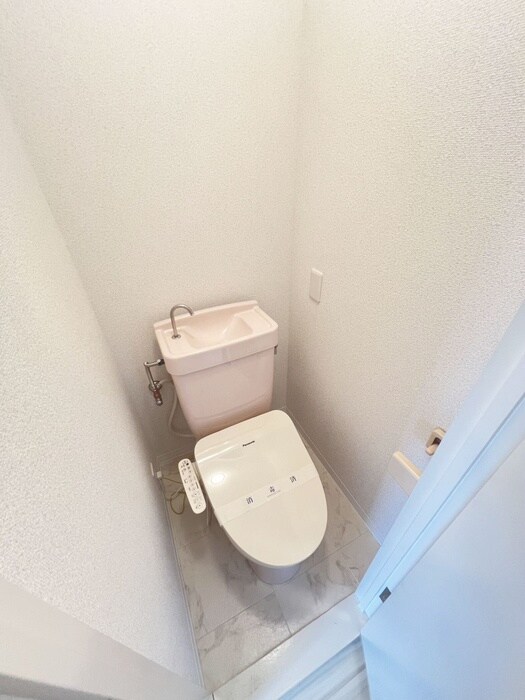 物件内観写真13　(トイレ)