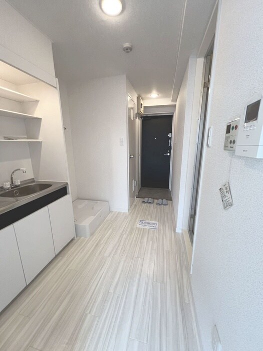 物件内観写真18　(廊下)