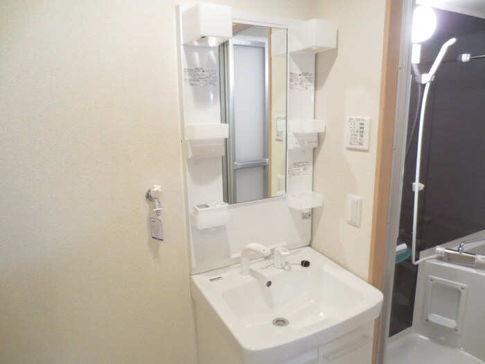 物件内観写真12　(洗面)