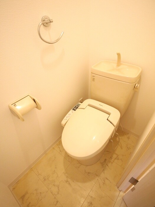 物件内観写真16　(トイレ)