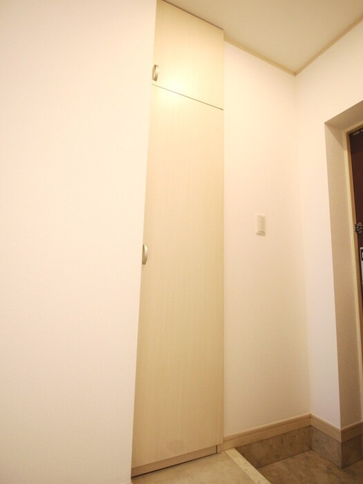 物件内観写真16　(靴箱)