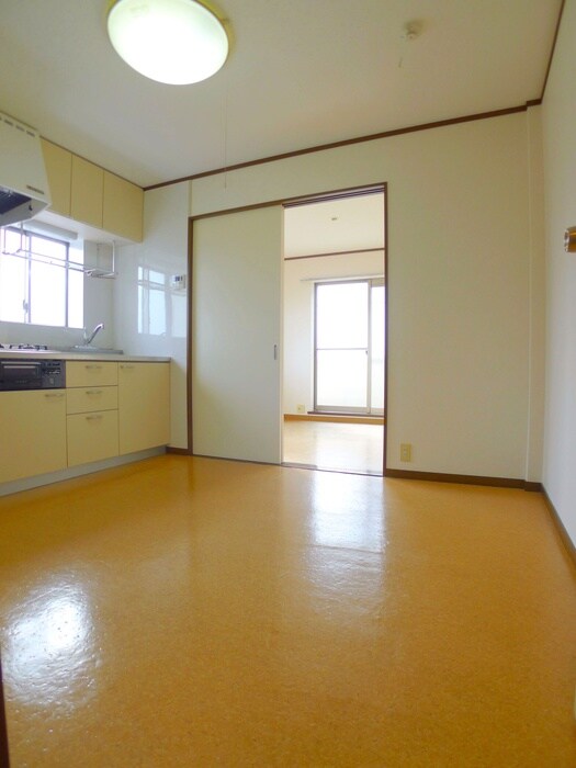 物件内観写真16　(廊下)