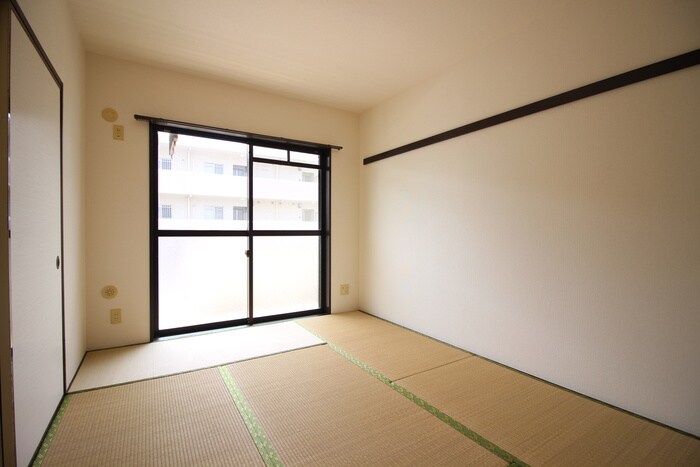 物件内観写真21　(居室)