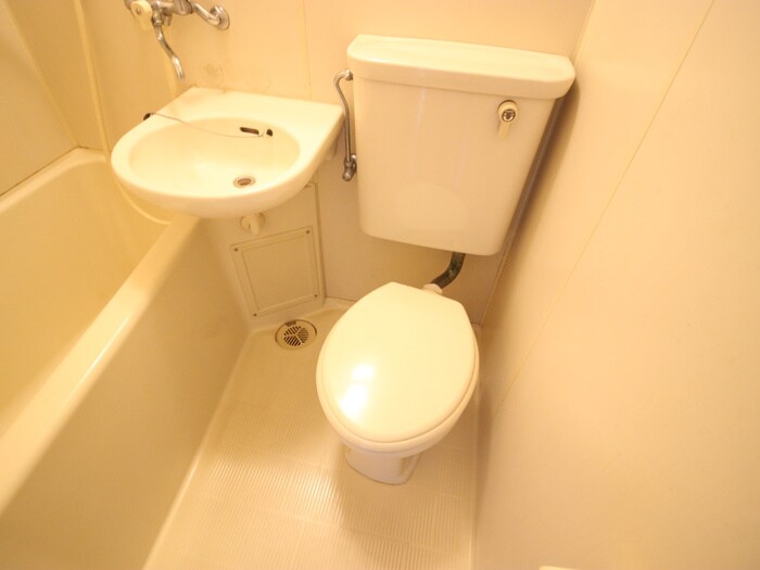 物件内観写真13　(トイレ)