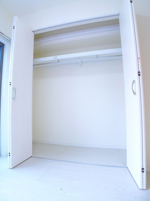 物件内観写真15　(収納)