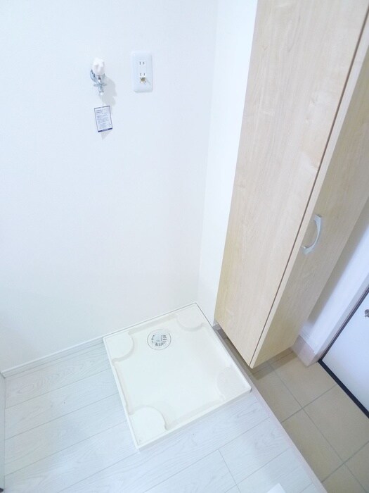 物件内観写真19　(洗濯機置場)