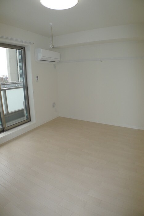 物件内観写真6　(居室)