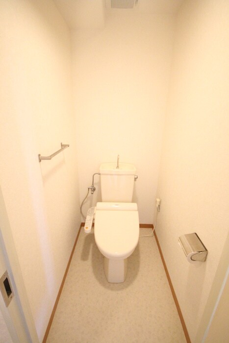 物件内観写真14　(トイレ)