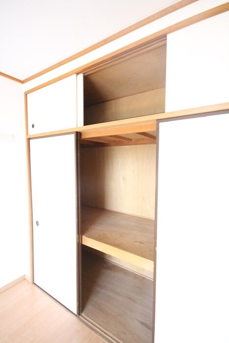 物件内観写真18　(収納)