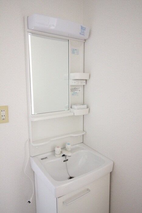 物件内観写真10　(洗面)