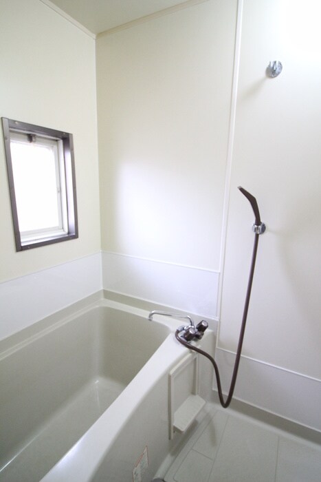 物件内観写真12　(バス／シャワールーム等)