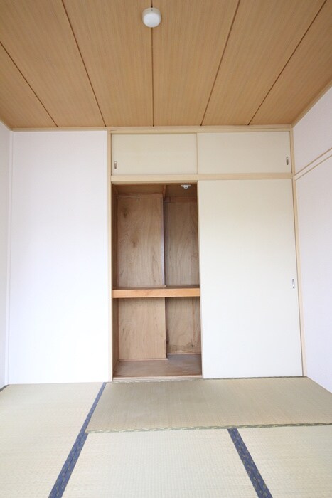 物件内観写真17　(居室)