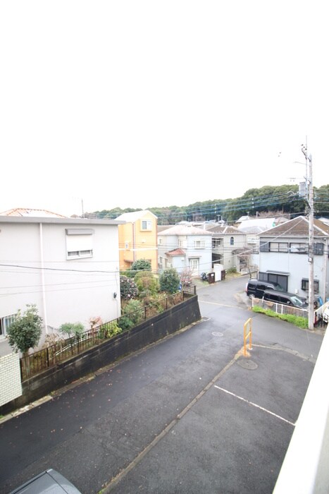 物件内観写真22　(室内からの展望)