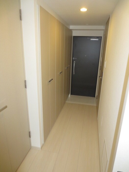 物件内観写真13　(廊下)