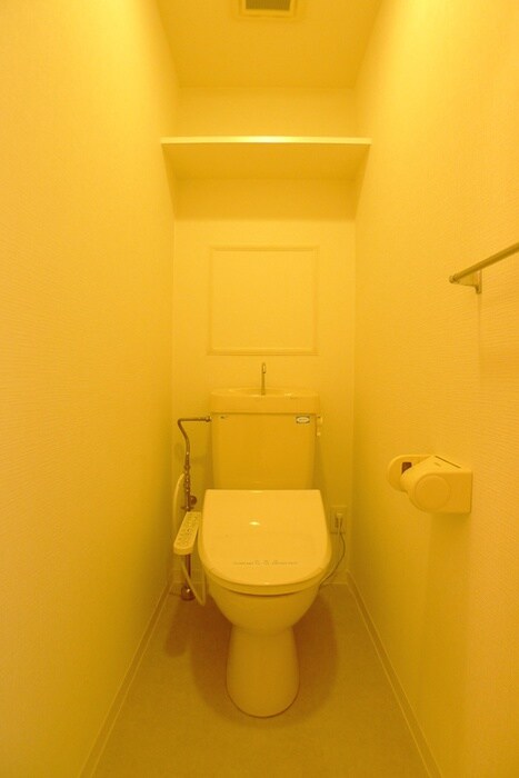 物件内観写真9　(トイレ)