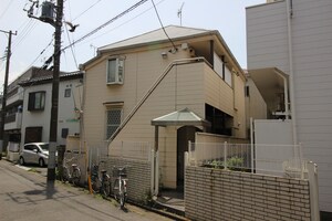 フラットハウス外観写真