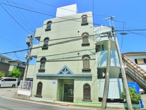 メゾンロートレック外観写真