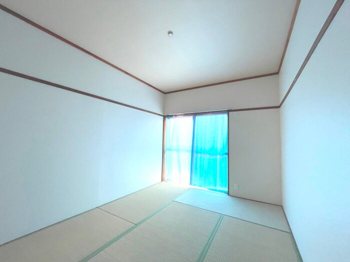 物件内観写真10　(居室)