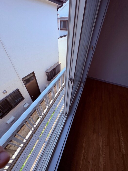 物件内観写真10　(室内からの展望)