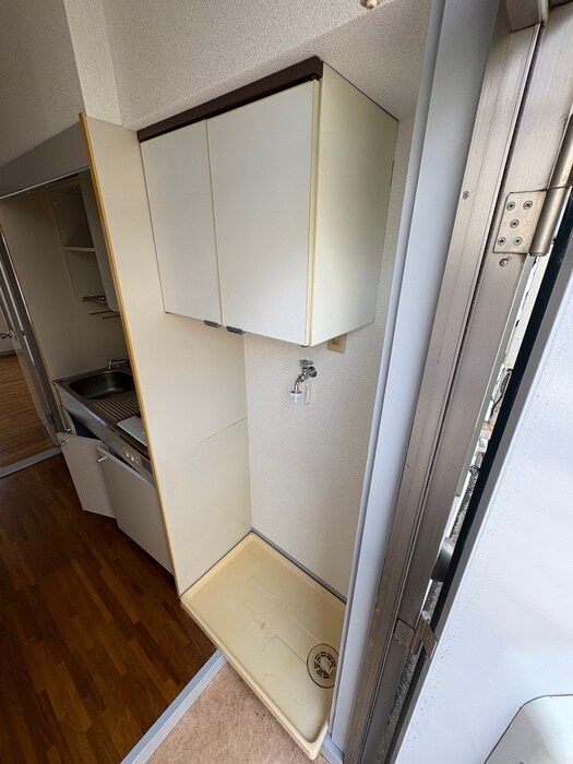 物件内観写真20　(洗濯機置場)