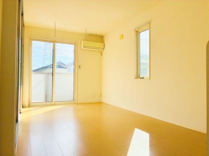 物件内観写真9　(居室)