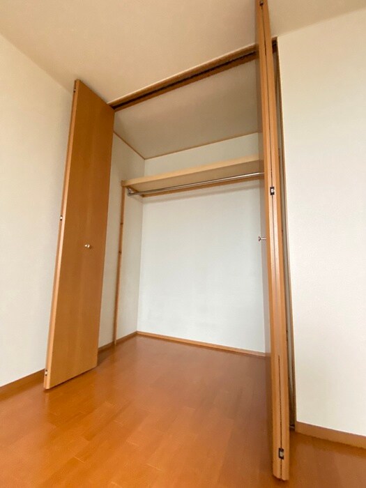 物件内観写真14　(収納)