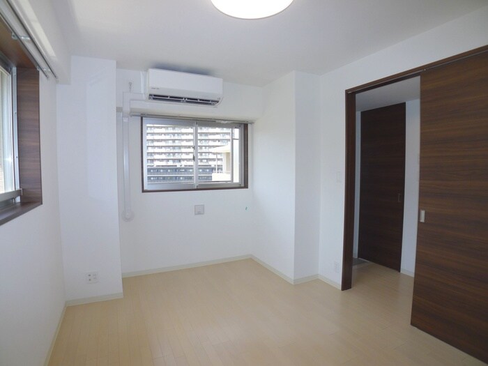 物件内観写真18　(居室)