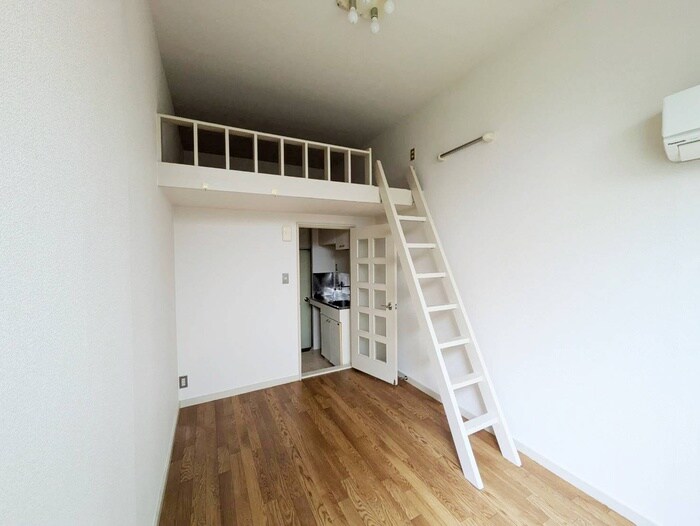 物件内観写真15　(居室)