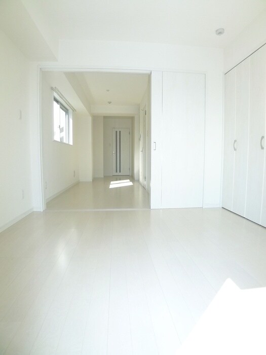 物件内観写真7　(居室)