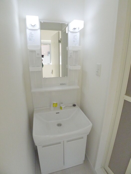 物件内観写真13　(洗面)