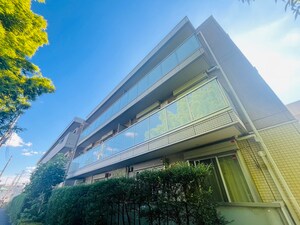 アベニ－ル武蔵小杉外観写真