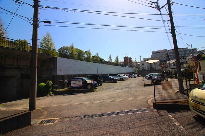 物件外観写真5　(周辺環境)