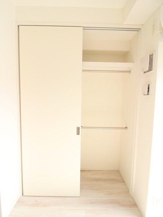 物件内観写真16　(収納)