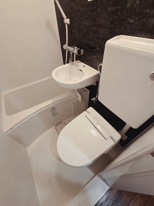 ヒュ－ス鷺ノ宮のトイレ