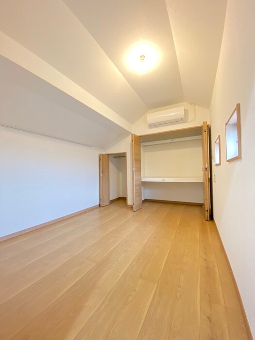 物件内観写真8　(居室)