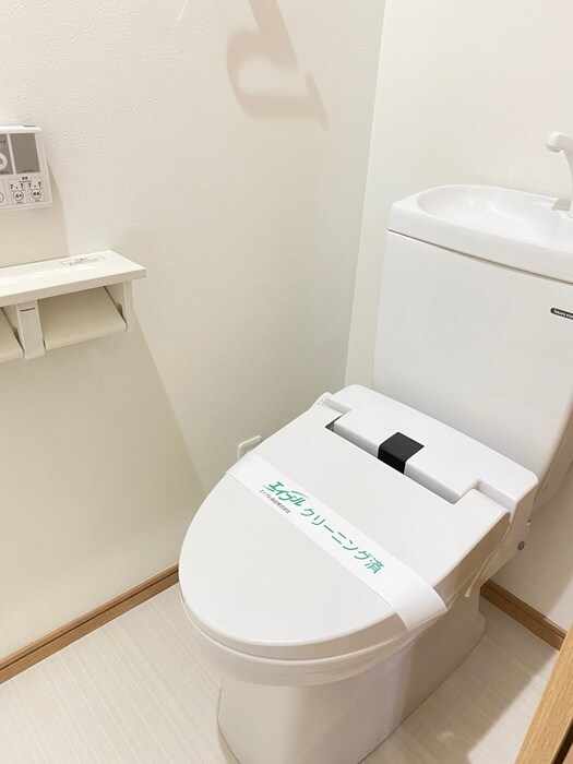 物件内観写真17　(トイレ)