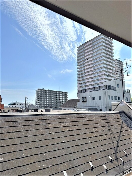 物件内観写真22　(室内からの展望)