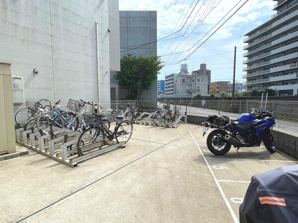 駐輪場